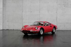 Bild 2/50 von Ferrari Dino 246 GT (1969)