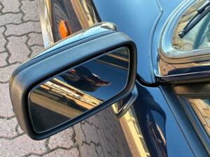 Image 8/36 de Porsche 911 Carrera 4 (1989)