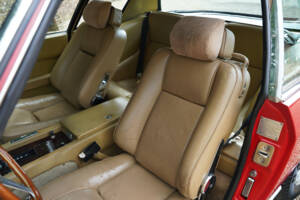 Immagine 32/50 di Jensen Interceptor MK III (1976)