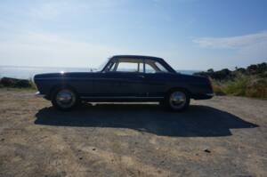 Image 8/46 of Peugeot 404 Coupé (1967)