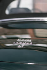 Image 22/63 of Jaguar E-Type (1969)