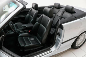 Image 10/17 of BMW 325i (1994)