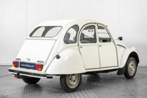 Image 2/50 of Citroën 2 CV 6 (1986)