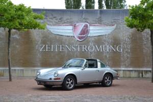 Immagine 17/31 di Porsche 911 2.2 S (1971)