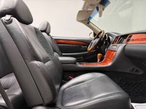 Immagine 13/23 di Lexus SC 430 (2004)