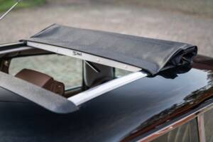 Image 3/44 of Citroën DS 21 (1968)