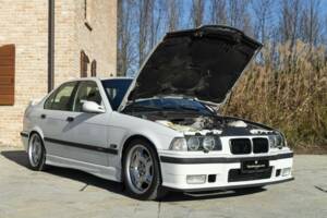 Bild 50/50 von BMW 318is "Class II" (1994)