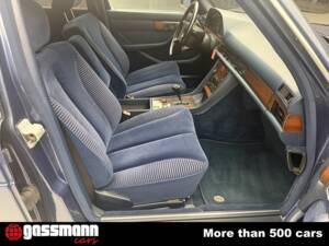 Image 14/15 of Mercedes-Benz 300 SE (1991)