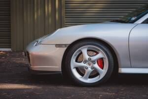 Obraz 22/38 pojazdu Porsche 911 Turbo (2001)