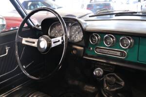 Afbeelding 23/30 van Alfa Romeo 1300 Spider Junior (1969)