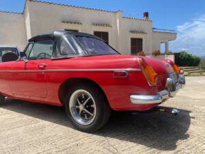 Immagine 22/66 di MG MGB (1977)