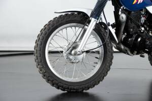 Bild 42/50 von Yamaha DUMMY (1995)