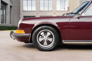Image 9/30 of Porsche 911 2.2 T (1971)