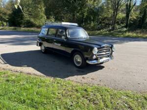 Bild 5/8 von Peugeot 403 LD Familiare (1961)