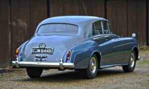 Image 11/50 of Bentley S 3 (1964)