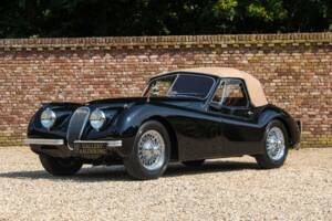 Immagine 10/50 di Jaguar XK 120 DHC (1953)