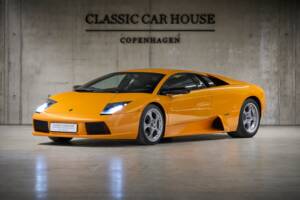 Image 2/99 of Lamborghini Murciélago (2003)