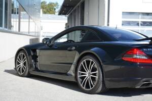 Image 8/22 de Mercedes-Benz SL 65 AMG Black Series (2009)