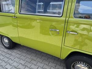 Image 20/100 of Volkswagen T2b Westfalia (1979)