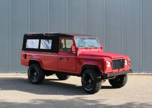 Image 8/38 of Land Rover 110 (1989)