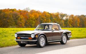 Image 1/36 of Triumph TR 6 (1974)