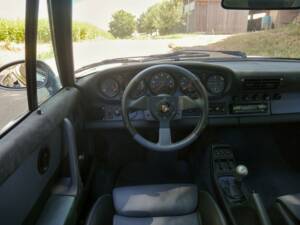 Bild 23/40 von Porsche 911 Carrera 4 (1900)