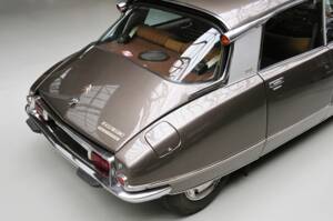 Bild 26/32 von Citroën DS 23 Pallas IE (1973)