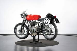 Immagine 2/50 di Gilera 175 Sport (1956)