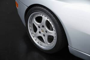Immagine 39/43 di Porsche 968 (1992)