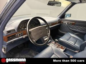 Image 10/15 of Mercedes-Benz 560 SEL (1990)