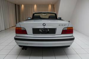 Imagen 5/28 de BMW 325i (1994)
