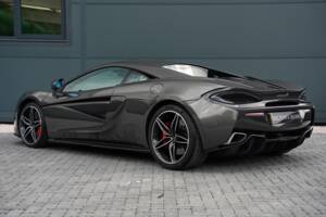 Afbeelding 2/50 van McLaren 570S (2016)