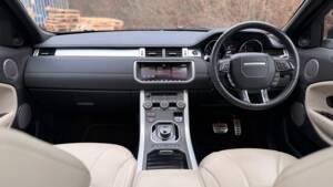 Bild 25/30 von Land Rover Range Rover Evoque TD4 (2017)