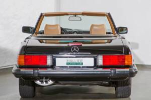 Image 8/20 of Mercedes-Benz 560 SL (1987)