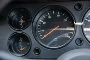 Bild 30/37 von Ford Capri 2,8i (1984)