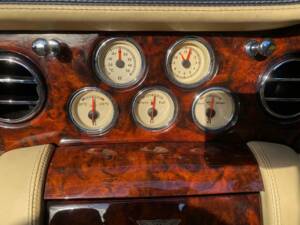 Afbeelding 37/50 van Bentley Azure (2007)