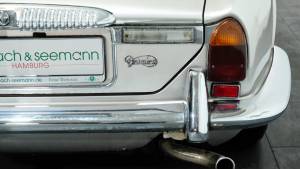 Daimler 6 Sovereign 4.2