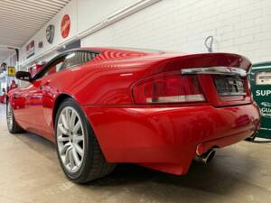 Immagine 14/18 di Aston Martin V12 Vanquish (2003)