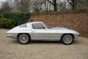 Image 41/50 of Chevrolet Corvette Sting Ray (1963)