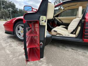 Image 6/8 of Ferrari Testarossa (1989)