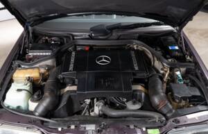 Bild 37/38 von Mercedes-Benz 500 E (1992)