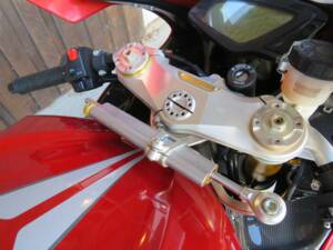Bild 9/45 von MV Agusta F3 675 Serie Oro (2012)