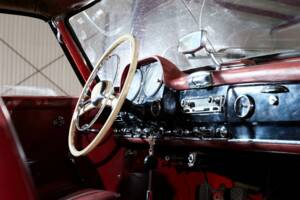 Image 57/83 de Mercedes-Benz 190 SL (1959)