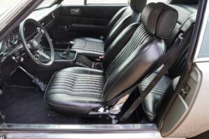 Afbeelding 3/50 van Aston Martin V8 (1974)