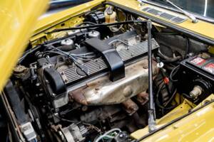 Image 38/50 de Jaguar XJ 6 C 4.2 (1975)