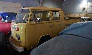 Image 2/23 of Volkswagen T2b Pickup Double Cabin (1978)