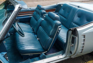 Image 25/30 of Cadillac Fleetwood Eldorado Convertible (1972)