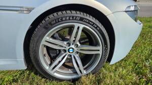 Image 36/63 de BMW M6 (2007)