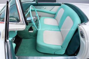 Image 15/40 of Ford Thunderbird (1955)