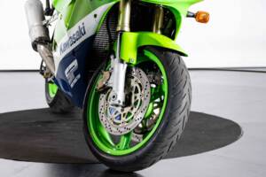 Image 16/40 of Kawasaki ZX-R 400 (1991)